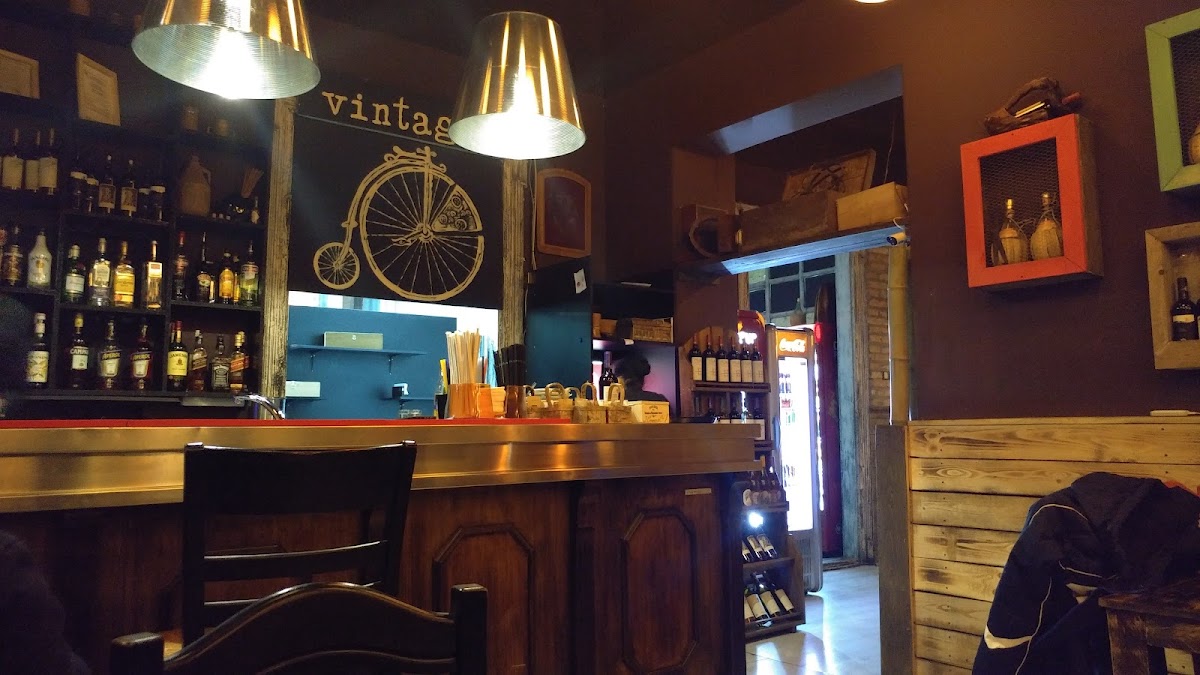 Vintage Pizza Club Mureș